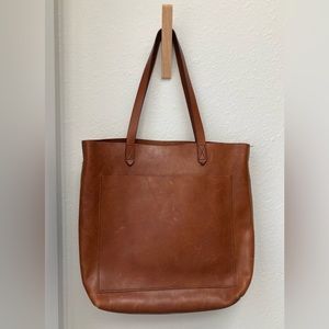Madewell Medium Transport Tote in cognac colored leather shoulder bag / purse